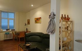 Apartments Terbatas 6/8